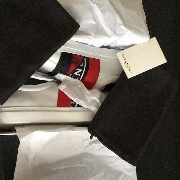 Givenchy leather sneakers - Picture 5 of 8